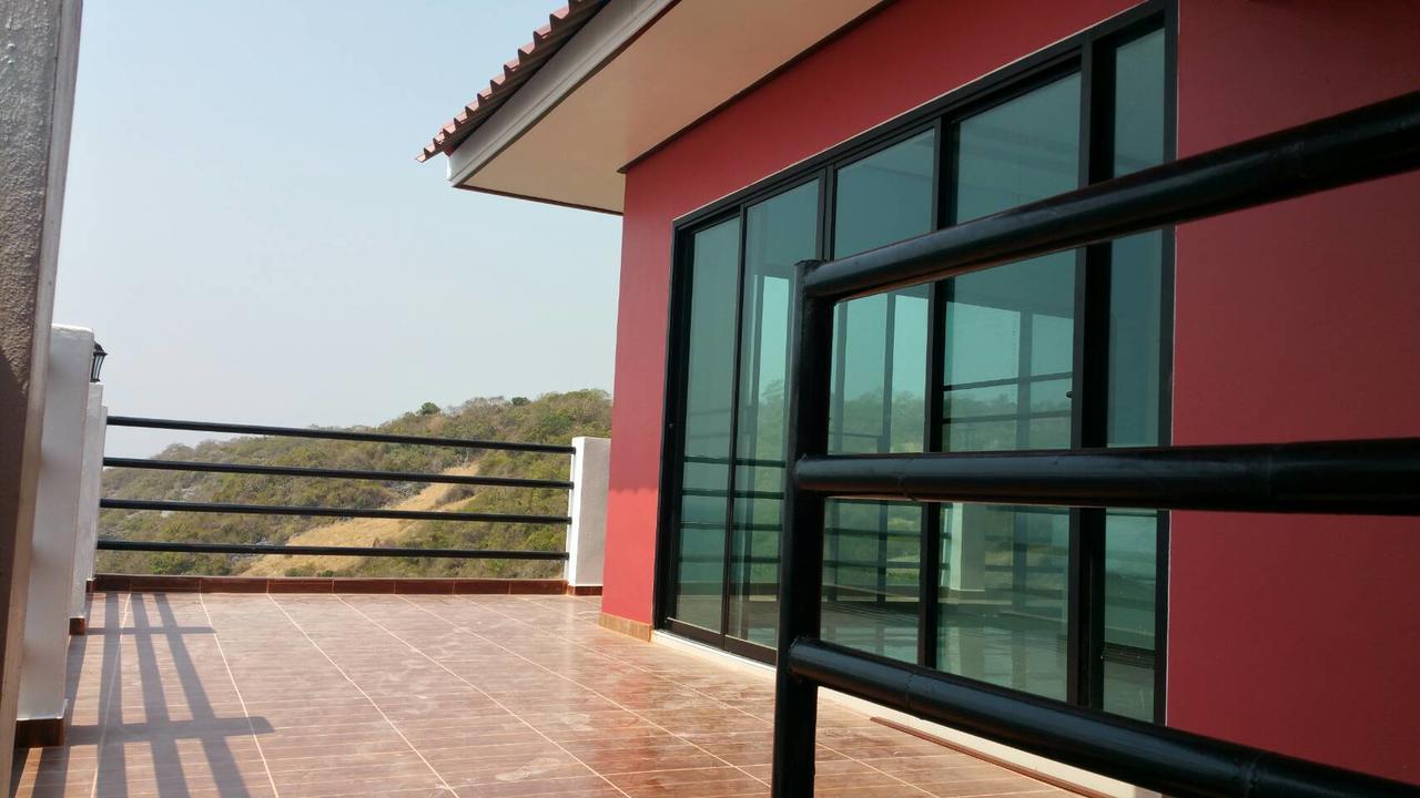 Ocean View Resort - Koh Sichang Exterior foto